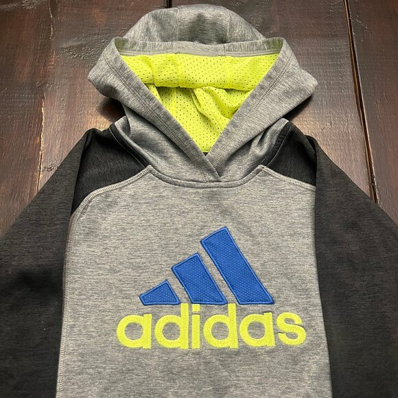 Adidas Boys Size 7 Gray Black Hoodie Neon Logo Athletic Sweatshirt - Picture 2 of 3